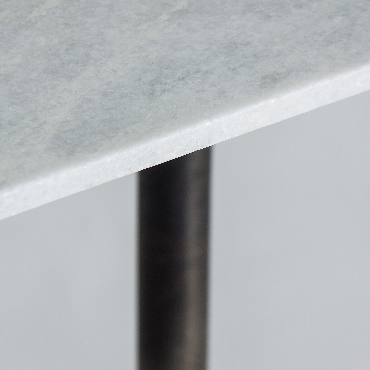 DAHN SIDE TABLE